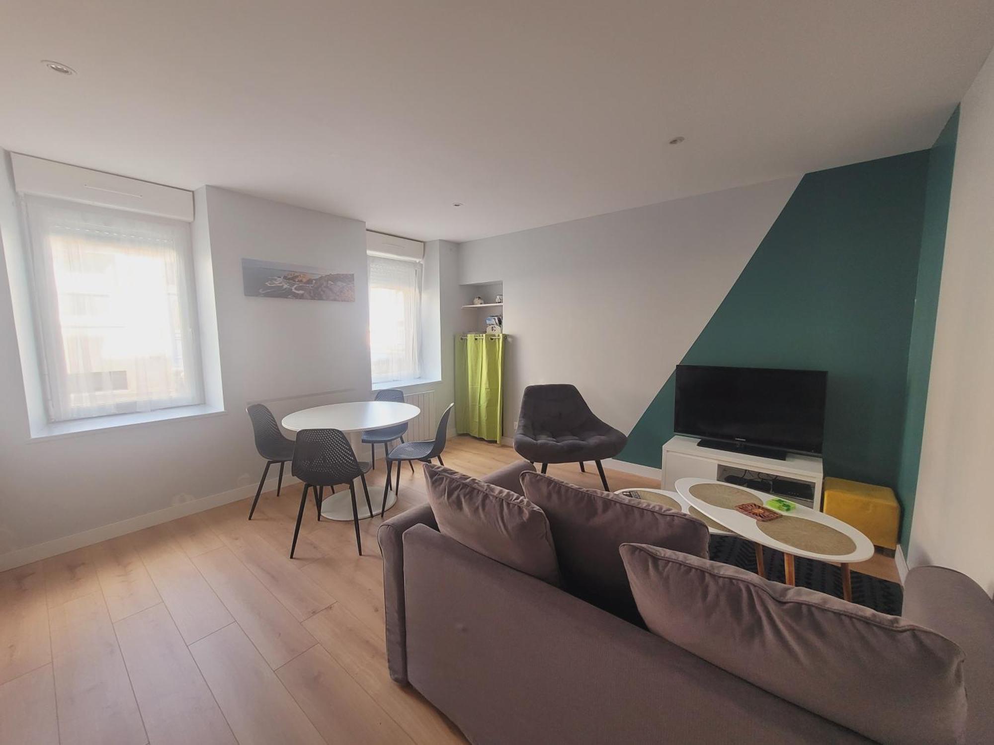 2 *notre Bout Du Monde* Apartment